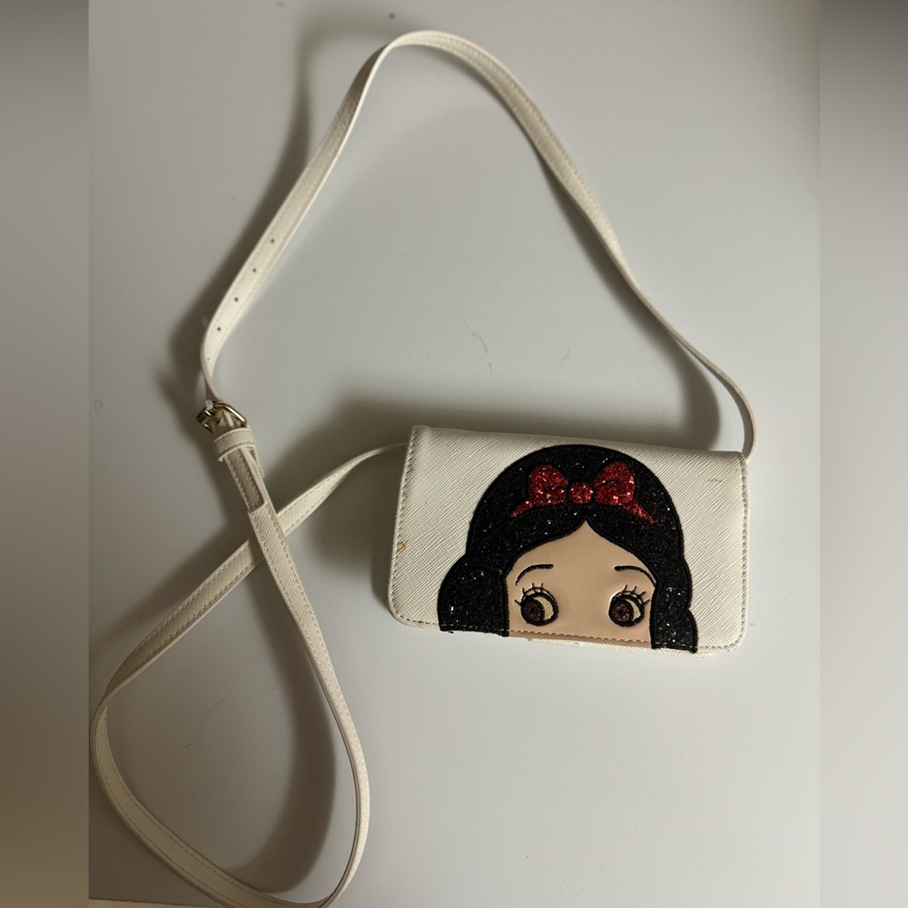 Danielle Nicole Snow White Crossbody Wallet - image 1